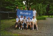 Das Team und die neue Fahne